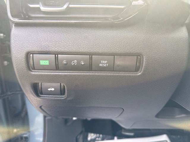 Certified 2024 Nissan Sentra SR FWD image 22