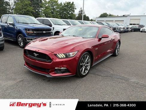 Used 2016 Ford Mustang GT Premium RWD image 1