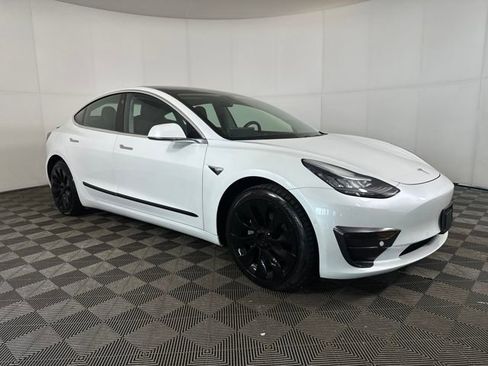 Used 2019 Tesla Model 3 Performance image 2