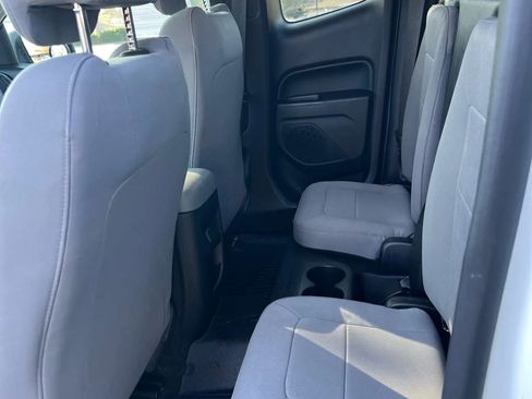 Used 2016 Chevrolet Colorado W/T w/ WT Convenience Package image 15