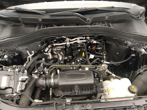 Used 2021 Ford Explorer XLT w/ Equipment Group 202A RWD image 30