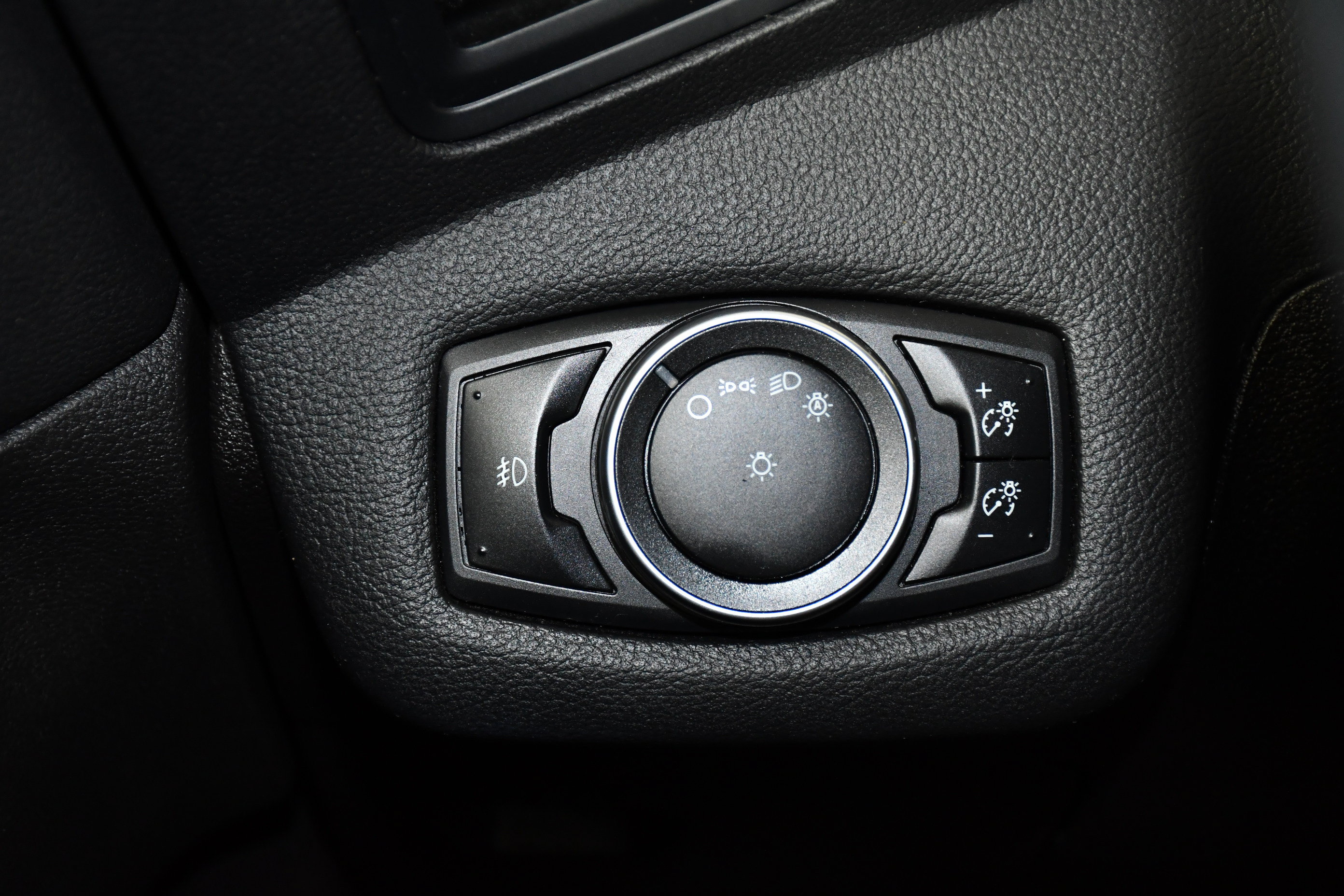 Used 2016 Ford Escape SE FWD image 34