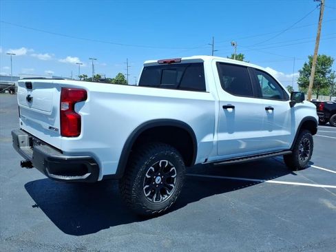 New 2026 Chevrolet Silverado 1500 ZR2 AWD/4WD image 3
