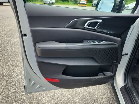 New 2026 Kia Carnival SX Prestige image 11