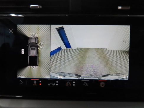 Used 2024 GMC Sierra 1500 Denali Ultimate image 14