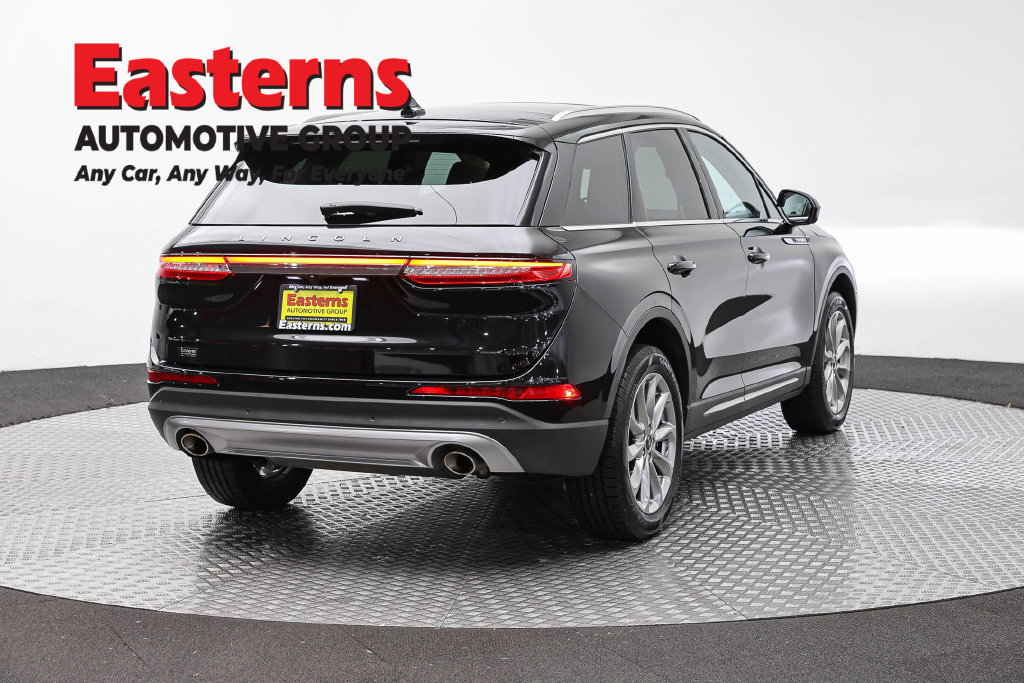 Used 2022 Lincoln Corsair FWD w/ Premium Package image 6