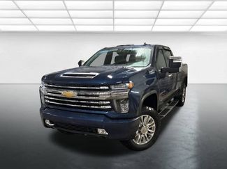 Used 2023 Chevrolet Silverado 2500 High Country w/ Z71 Off-Road Package video 2