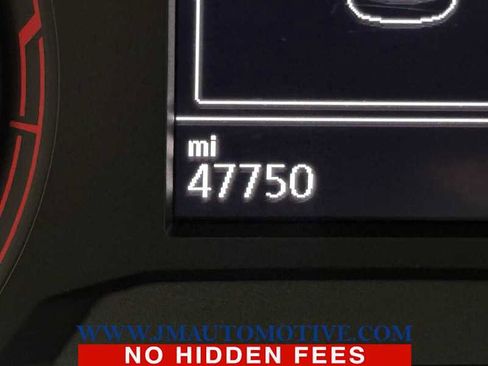 Used 2020 Volkswagen Jetta SE w/ SE Cold Weather Package FWD image 22