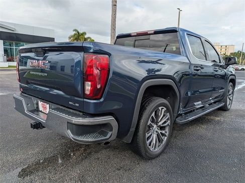 Used 2021 GMC Sierra 1500 SLE w/ Preferred Package image 3