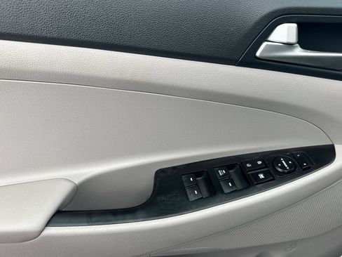 Used 2020 Hyundai Tucson SE FWD image 11