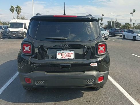 Used 2021 Jeep Renegade Sport image 5