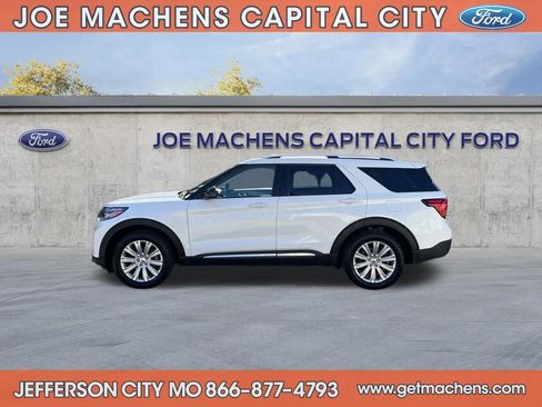 Certified 2025 Ford Explorer Platinum w/ LUX Leather Package image 4