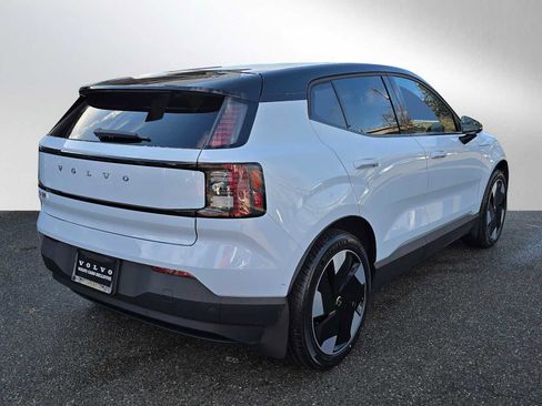 New 2026 Volvo EX30 Plus image 3