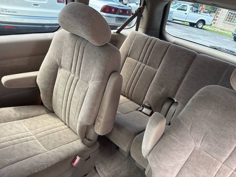 Used 2001 Toyota Sienna XLE w/ Towing Pkg FWD image 15