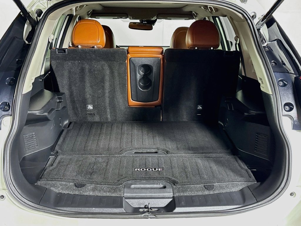 Used 2019 Nissan Rogue SL w/ Premium Package AWD/4WD image 22