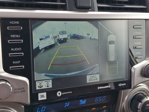 Used 2022 Toyota 4Runner Limited AWD/4WD image 4