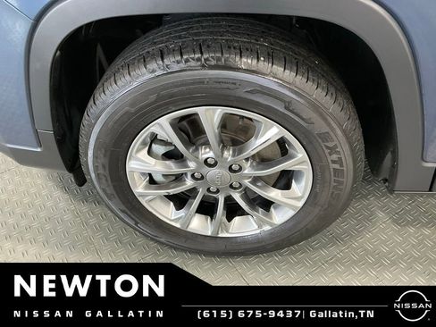 Used 2021 Jeep Cherokee Latitude Lux w/ Comfort/Convenience Group AWD/4WD image 54