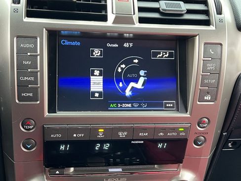 Used 2021 Lexus GX 460 Premium w/ Premium Package image 24