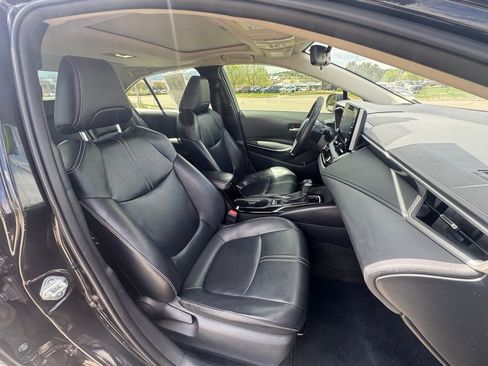 Used 2020 Toyota Corolla XLE FWD image 32