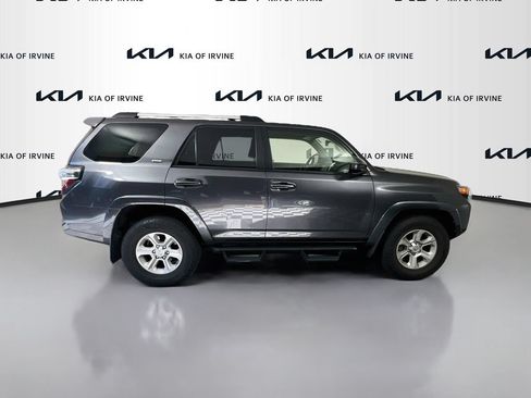 Used 2021 Toyota 4Runner SR5 w/ Wilderness Package (TMS) RWD image 8