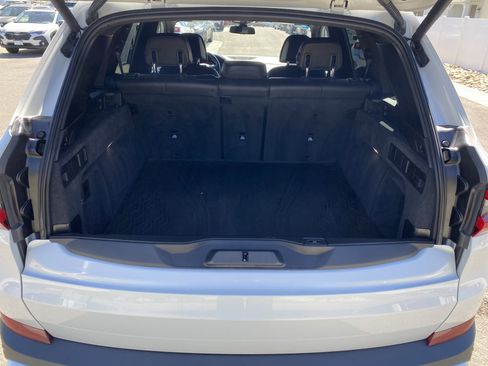 Used 2019 BMW X5 xDrive50i w/ Executive Package image 40