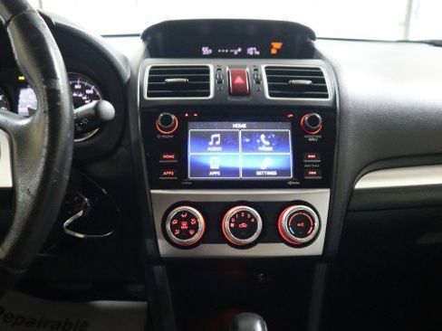 Used 2017 Subaru Crosstrek 2.0i Premium image 12