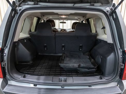 Used 2013 Jeep Patriot Latitude w/ Sun/Sound Group FWD image 20