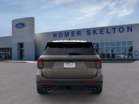 New 2026 Ford Explorer ST image 5