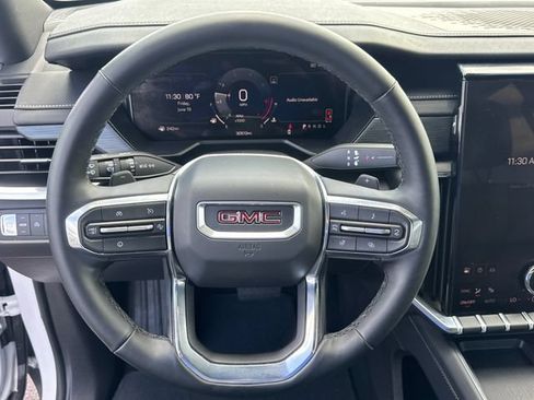 Used 2026 GMC Acadia Elevation w/ Elevation Premium Package FWD image 21