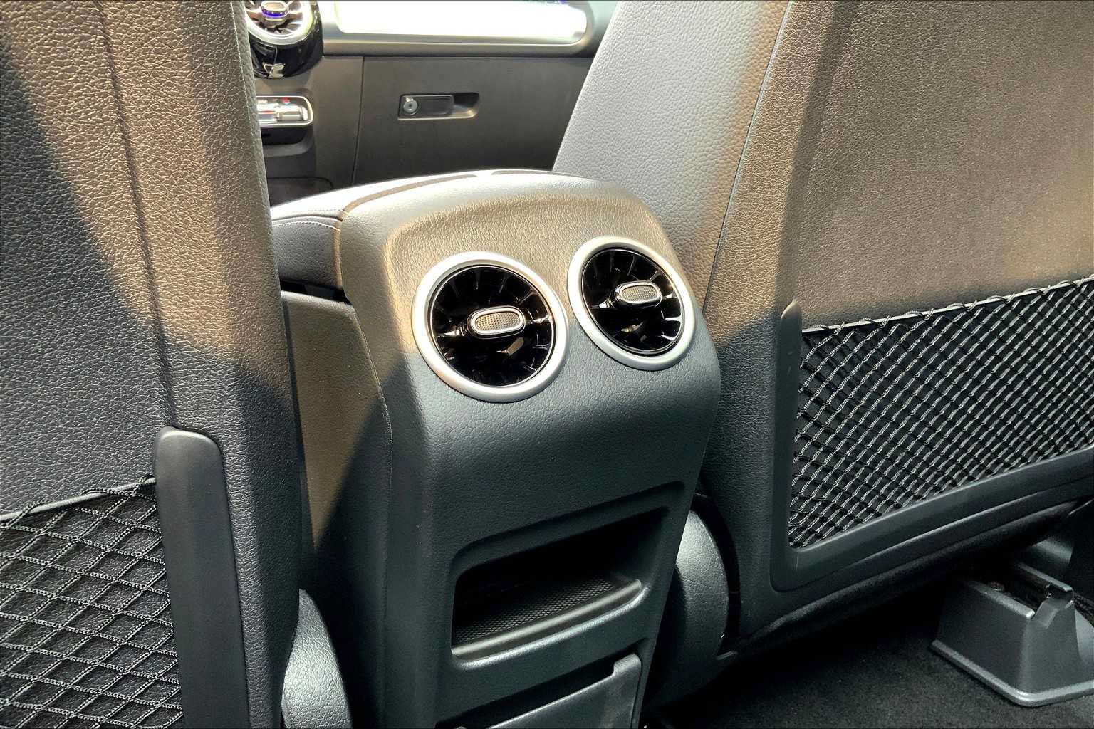Certified 2026 Mercedes-Benz GLB 250 4MATIC image 22