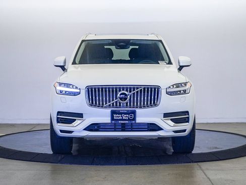 Certified 2024 Volvo XC90 T8 Plus w/ Protection Package Premier AWD/4WD image 7