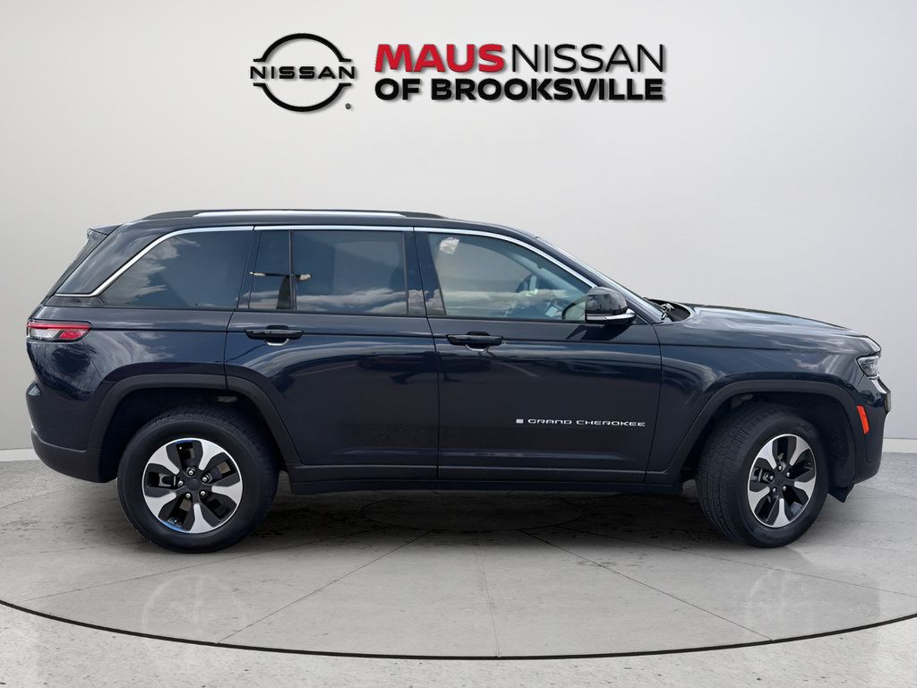 Used 2024 Jeep Grand Cherokee Limited 4xe AWD/4WD image 9