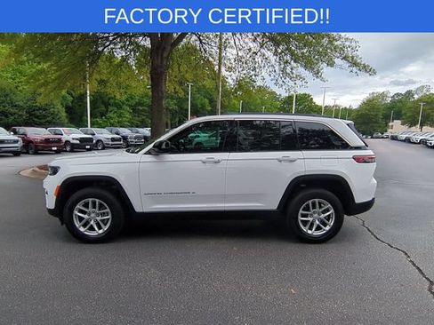 Certified 2025 Jeep Grand Cherokee Laredo X w/ Luxury Tech Group I AWD/4WD image 2