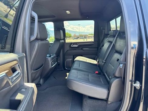 Used 2024 Chevrolet Silverado 3500 High Country w/ High Country Premium Package AWD/4WD image 16