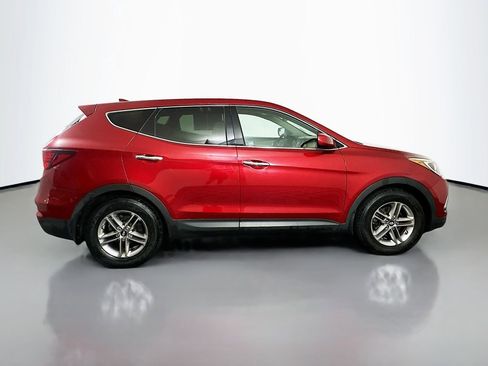 Used 2017 Hyundai Santa Fe Sport image 8