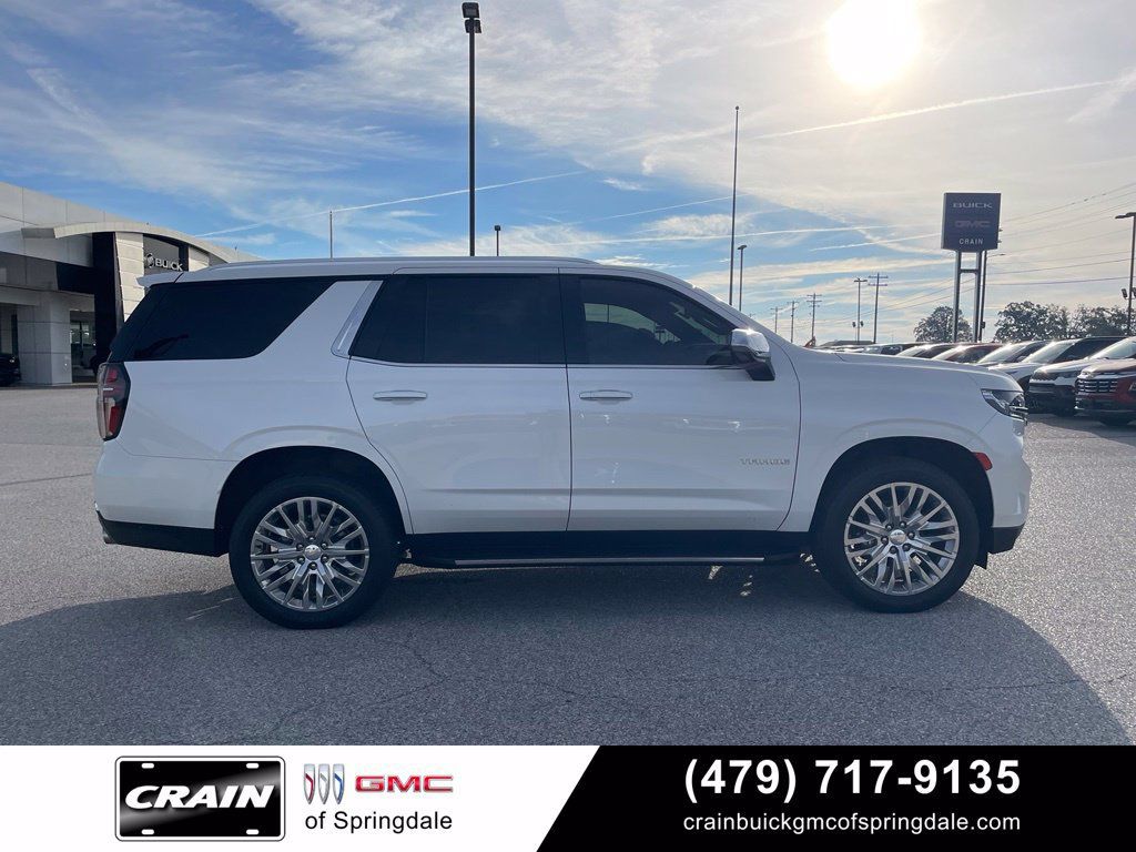 Used 2024 Chevrolet Tahoe Premier AWD/4WD image 8