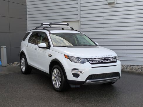 Used 2015 Land Rover Discovery Sport HSE Luxury image 10