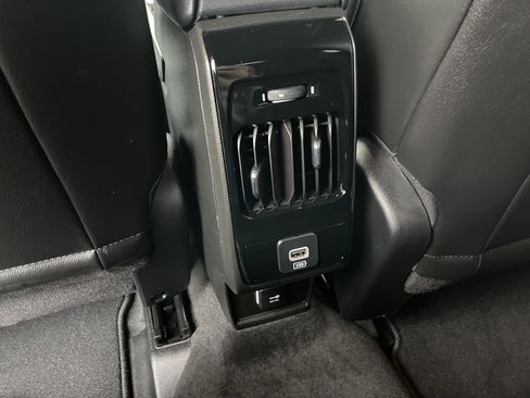 New 2026 Jeep Compass Latitude image 16