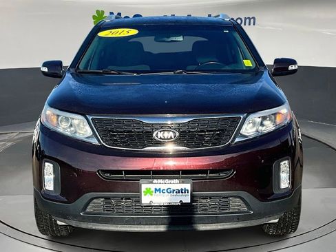 Used 2015 Kia Sorento LX image 2