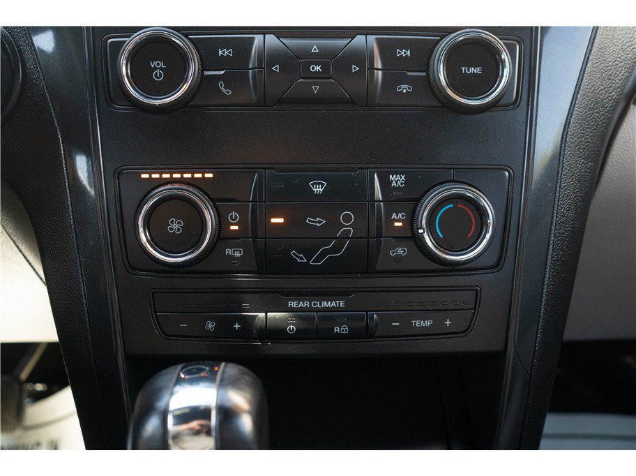 Used 2019 Ford Explorer FWD image 19