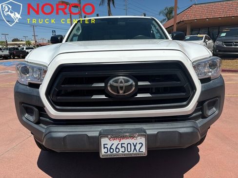 Used 2020 Toyota Tacoma SR image 3