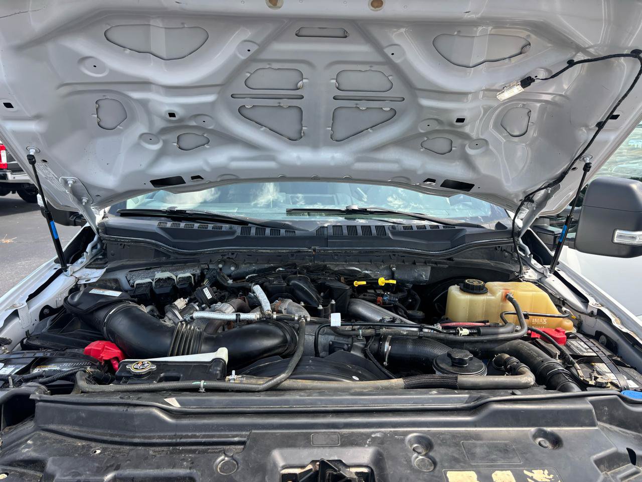 Used 2019 Ford F250 XL w/ STX Appearance Package AWD/4WD image 16