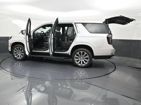 Used 2025 Chevrolet Tahoe Premier w/ Sun And Tow Package RWD image 36