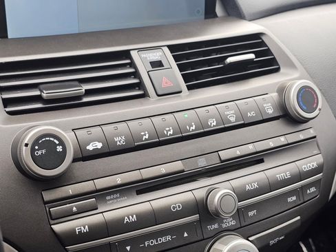 Used 2011 Honda Accord SE image 9