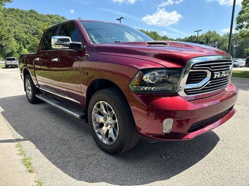Used 2018 RAM 1500 Limited AWD/4WD image 3