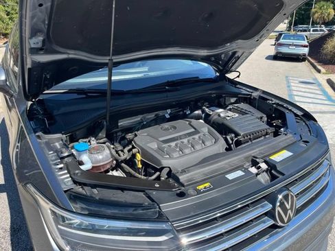 Used 2023 Volkswagen Tiguan SE FWD image 34