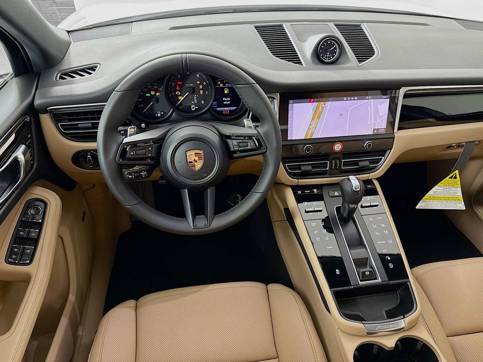 Used 2026 Porsche Macan AWD/4WD image 25