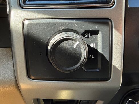 Used 2021 Ford F350 Lariat w/ Lariat Ultimate Package image 26