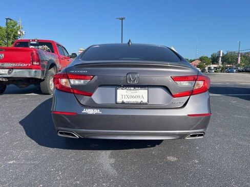 Used 2018 Honda Accord Sport image 5