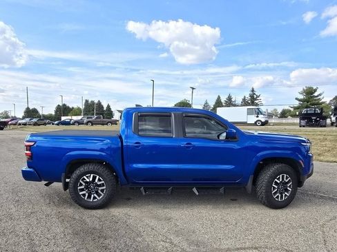 Used 2024 Nissan Frontier SL w/ Technology Package AWD/4WD image 17